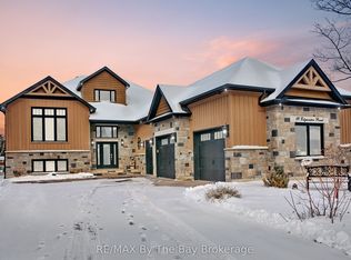 18 Edgewater Rd, Wasaga Beach, ON L9Z2W3