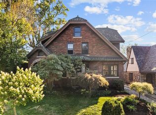 222 Hazel Dr, Pittsburgh, PA 15228