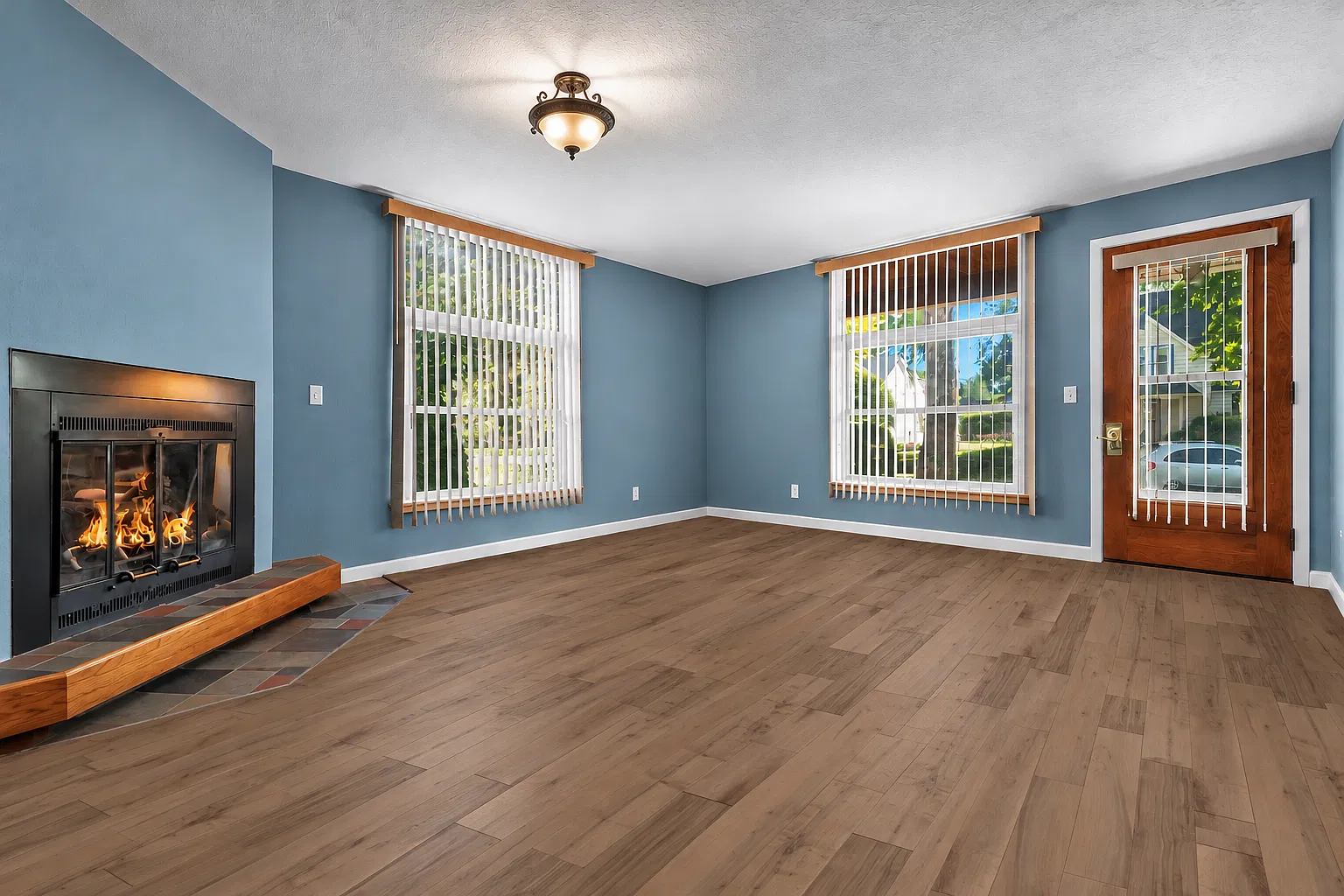 3 bed, 1300 sqft, $1,350 — Photo 3