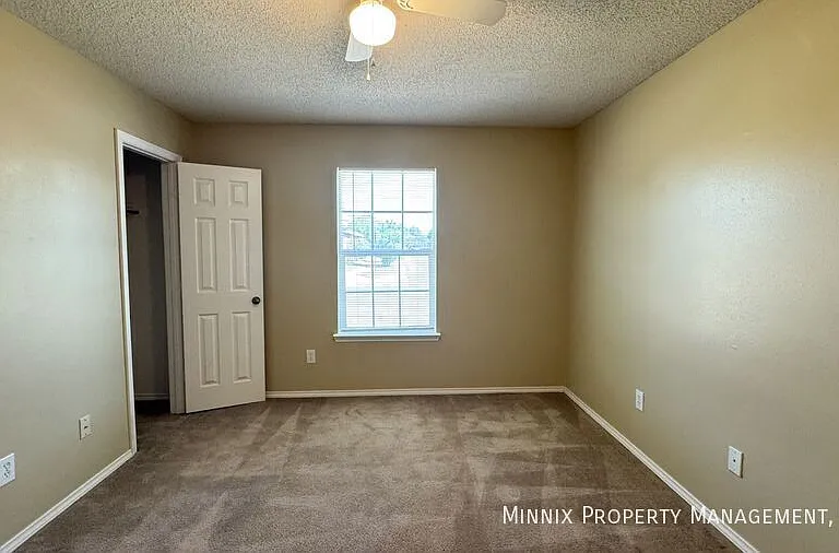 7514 Paris Ave — Photo 28