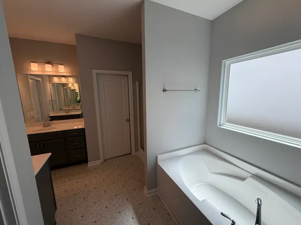 3726 Black Powder Ln, Rockvale, TN 37153