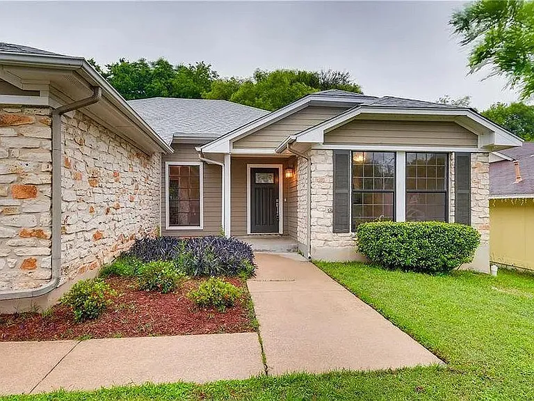 2110 Taylor Simonetti Ave — Photo 2