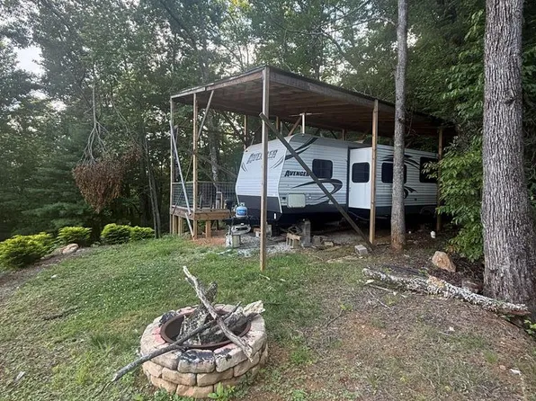 1006 Davis Rd, Otto, NC 28763