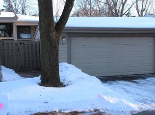 6391 Aspenwood Plz, Woodbury, MN 55125