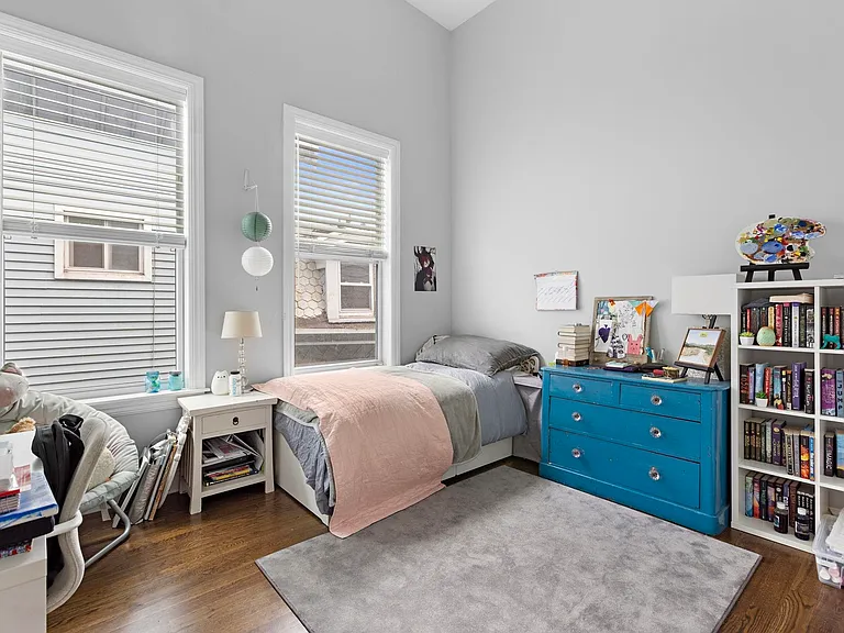 61 Reservoir Ave #3 — Photo 10