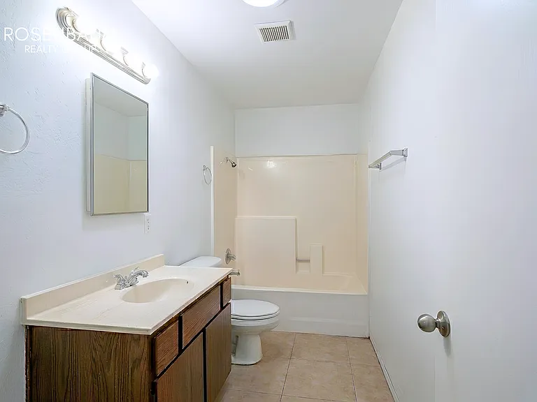 3100 N Truwood Dr #A — Photo 7