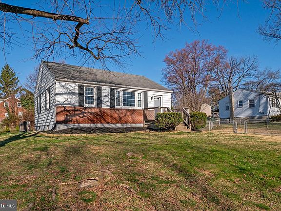 4th image of 712 Dorchester Rd