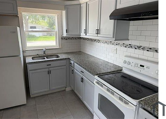 4th image of 1695 74th Ave N