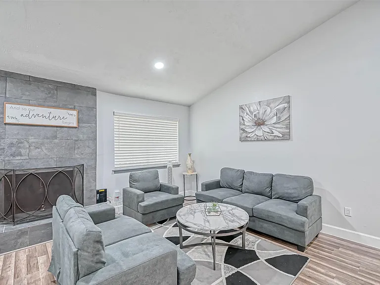 11618 Corona Ln — Photo 6