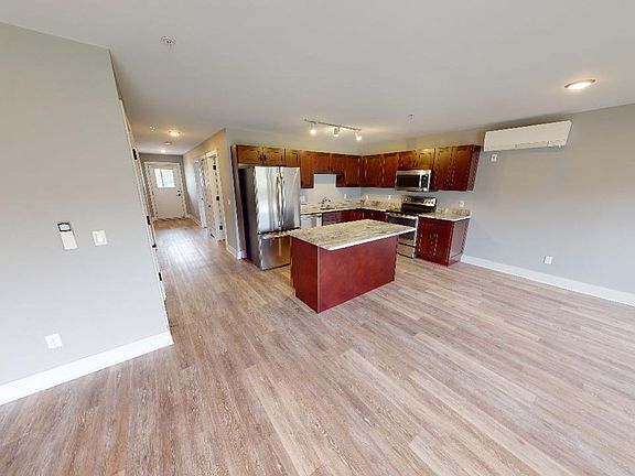 5th image of 1193 Floyd St #103