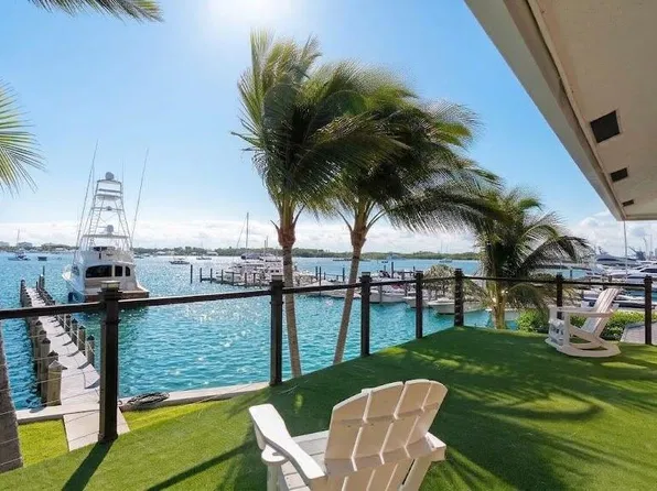 256 E 22nd Ct, Riviera Beach, FL 33404