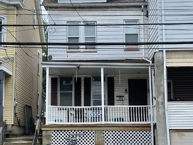 122 N 13th St — Photo 1