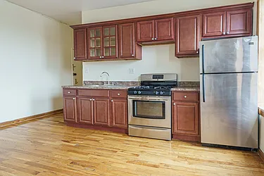 650 Crown Street, #2I