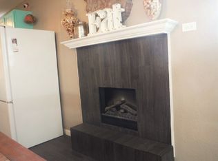 4053 Meadowglen Ave, Las Vegas, NV 89121