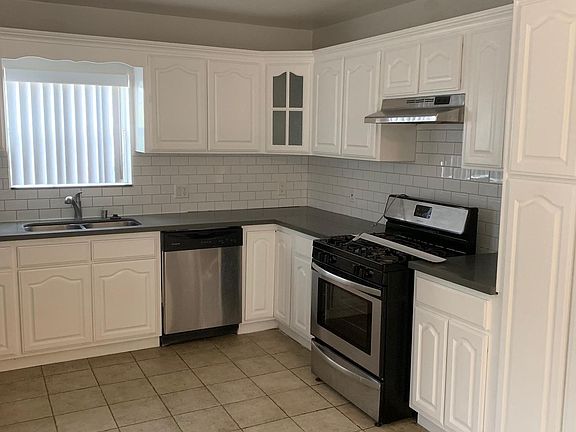 2nd image of 1040 W 97th St