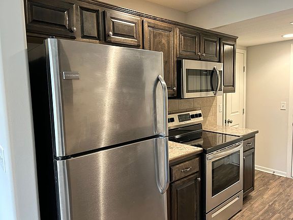 5th image of 1506 NE Erin Ct