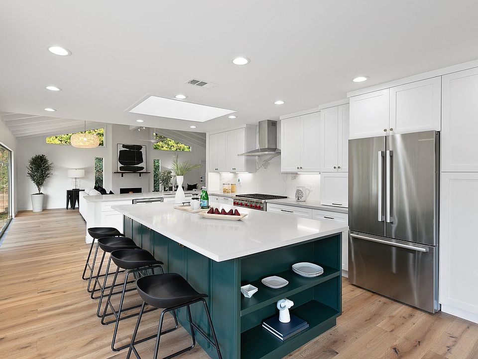 Brand new remodeled kitchen and massive island.