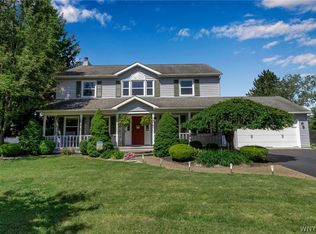 7 Stoneridge Ln, Akron, NY 14001