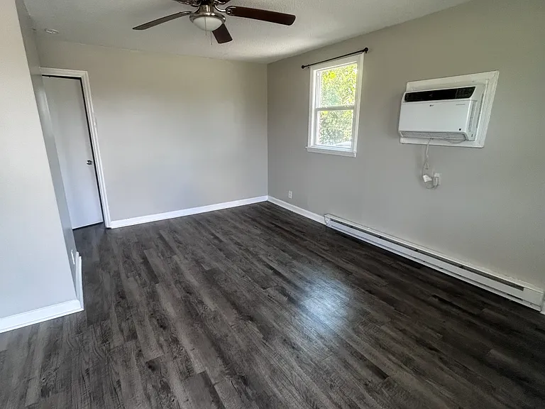 4195 Dodson Chapel Rd — Photo 2