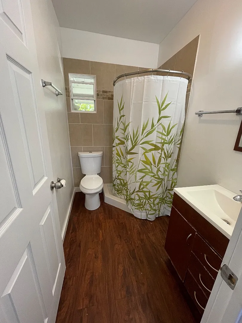 3420A Hardesty Street - Room C — Photo 2