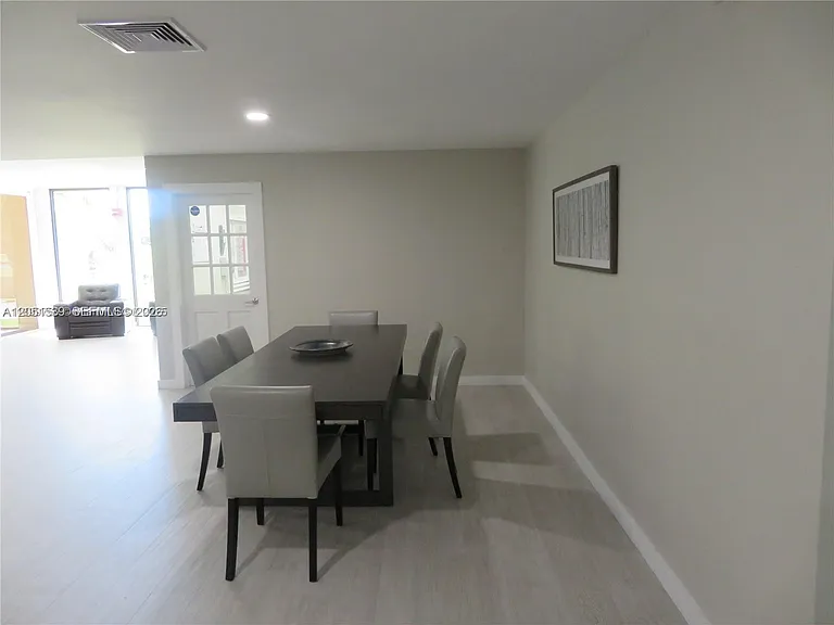 8025 SW 107th Ave #202 — Photo 33