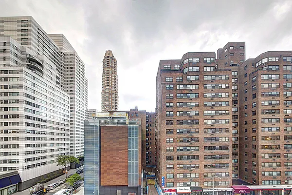 Sold by ACP Realty Group, Inc. | media 8