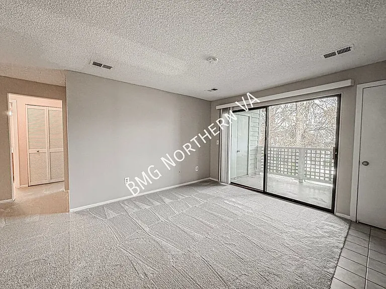 1510 Summerchase Ct #D — Photo 4