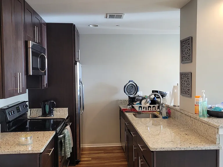 231 State St #504 — Photo 9