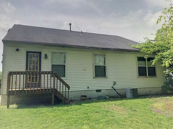 5th image of 3592 Frenchpark Dr