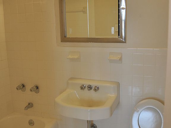 5th image of 590 Flatbush Ave APT 5C