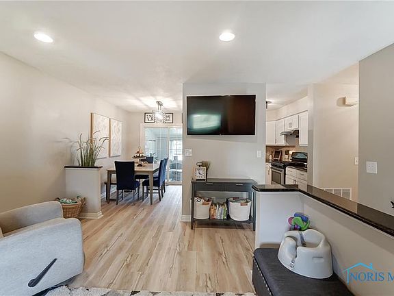 4th image of 2565 Eden East Dr