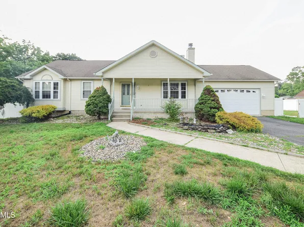 1158 W Wheat Road, Vineland, NJ 08360
