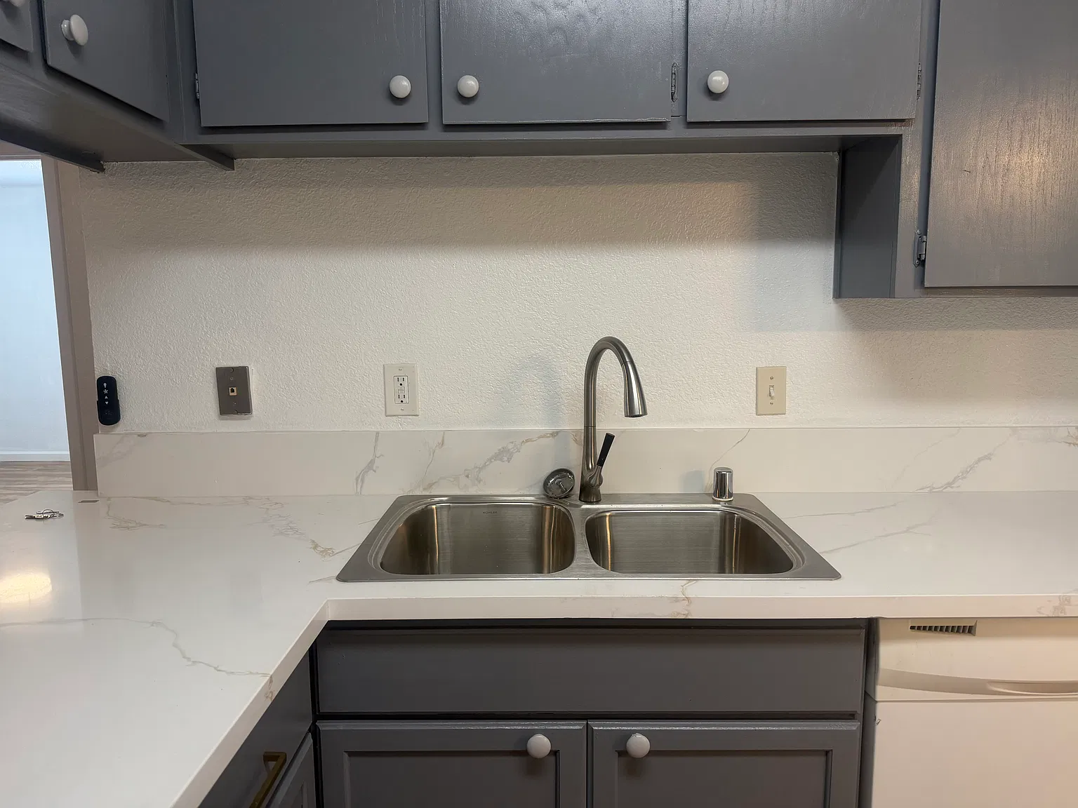 2 bed, 700 sqft, $1,895 — Photo 4