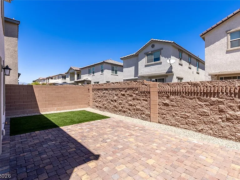 360 Great Ocean Ave — Photo 45