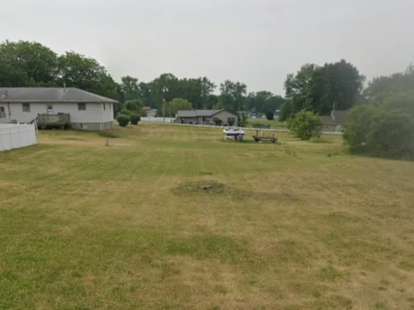 9270 E Wizard Of Oz Way, Cromwell, IN 46732