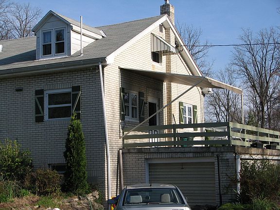Awning over the deck