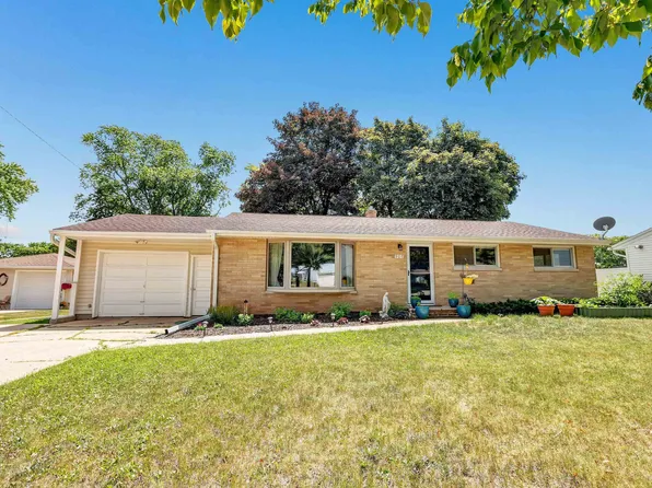 907 Raymond St, Green Bay, WI 54304