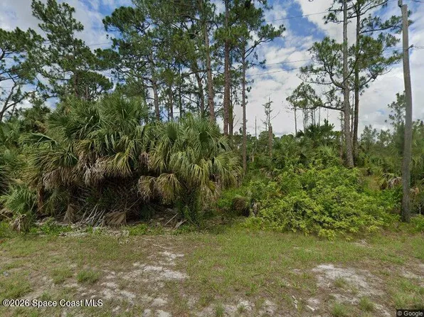 1885 Weldon Ave, Lehigh Acres, FL 33972