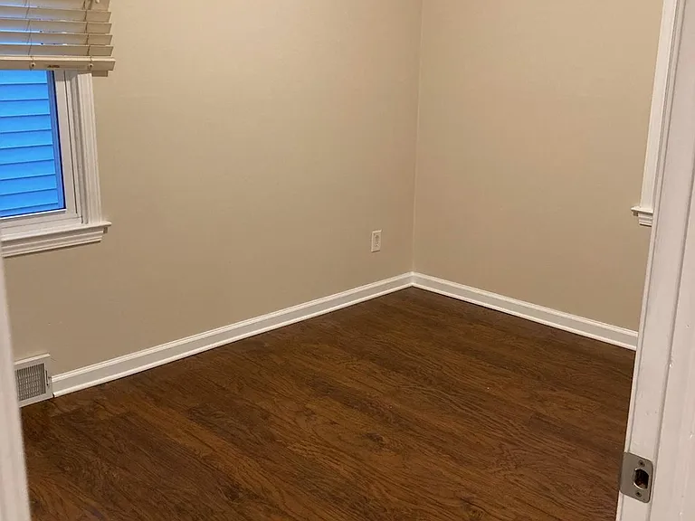 2270 Browning St — Photo 6