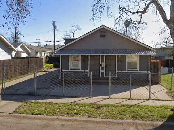 2398 Oakmont St, Sacramento, CA 95815