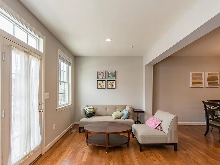 10515 Old Ellicott Cir — Photo 7