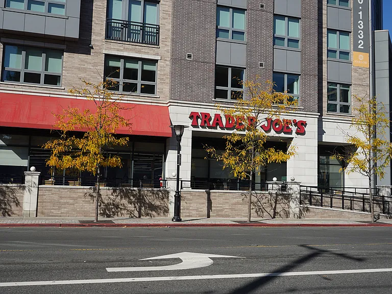 Walking distance to Trader Joes
