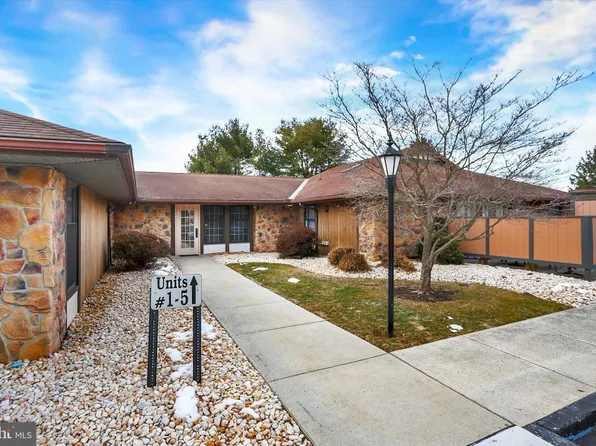 3 Abbey Ct, Carlisle, PA 17015