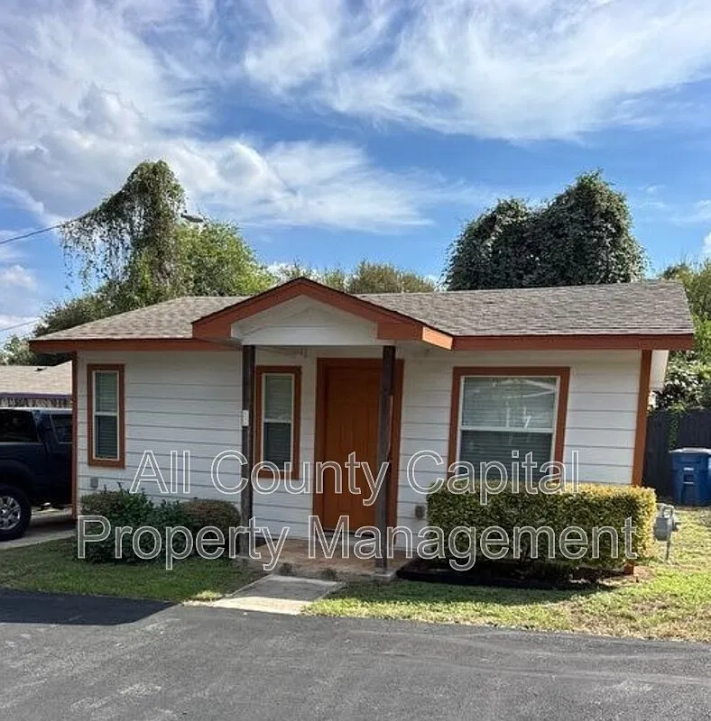 1 bed, 1.0 bath, 480 sqft, $1,495 — Photo 1