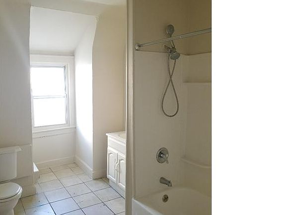 2nd image of 82 N 19th St #3