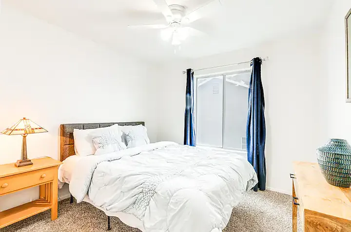 708 Champagne Ct — Photo 28