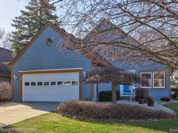 7 Cambridge Park, Frankenmuth, MI 48734