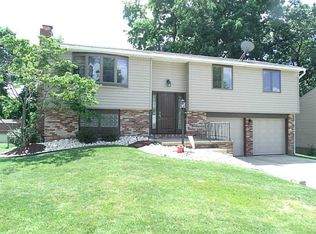 221 E White Oak St, Delmont, PA
