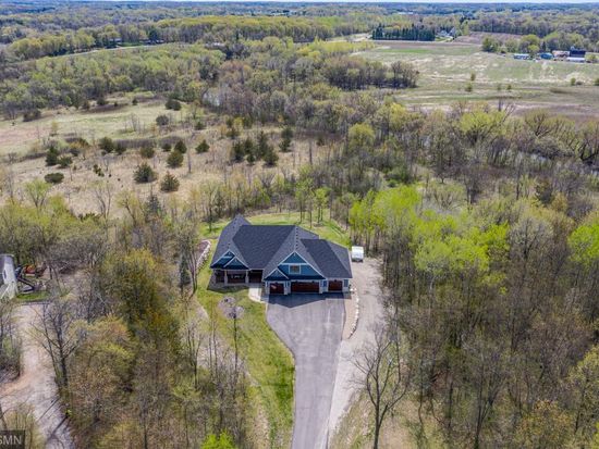 6012 Fenning Ave SE, Delano, MN 55328