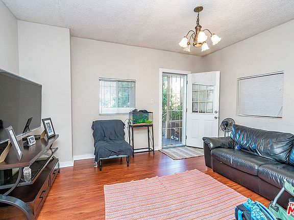 3rd image of 1286 E Mlk Blvd